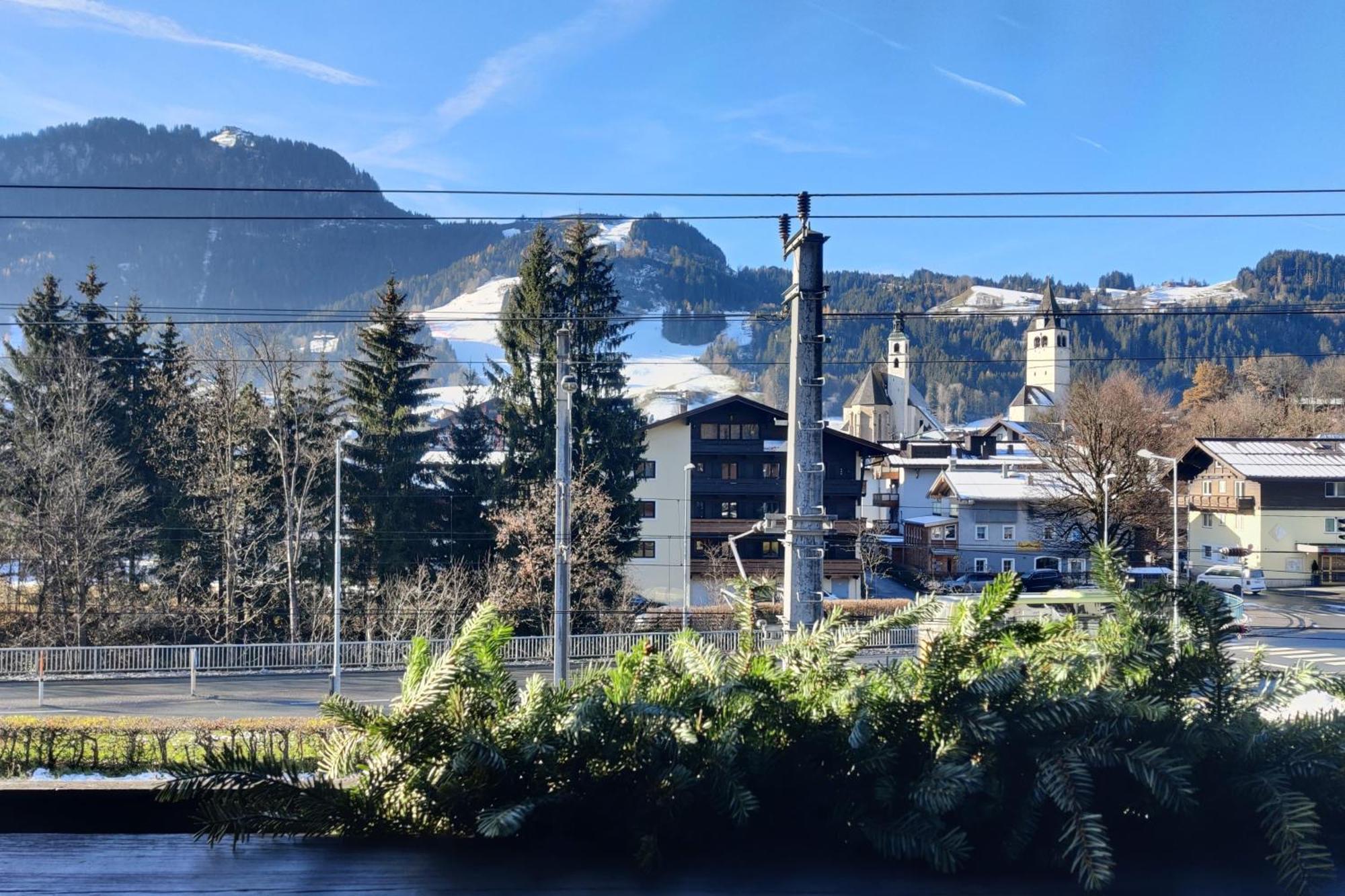 Na-Home Kitzbuehel Streif Buitenkant foto